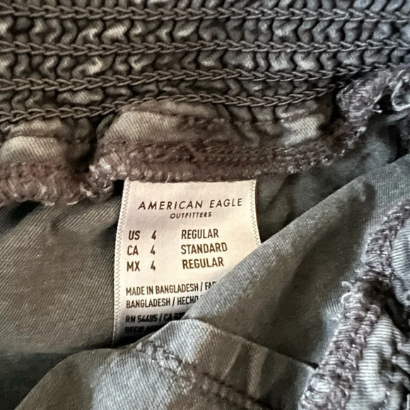 American Eagle High Waisted Jegging Joggers - Size 4 | Color: Dark Grey - Picture 4 of 5